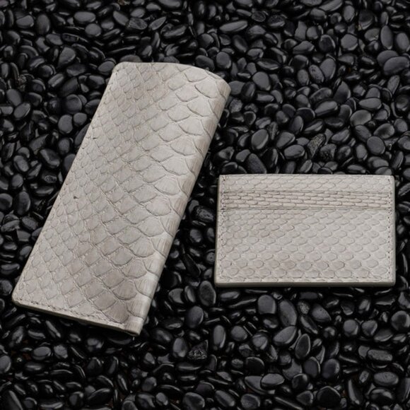 Exotic Python Skin Gift Set – Slim & Stylish - Graycloth Color - Picture 4 of 5